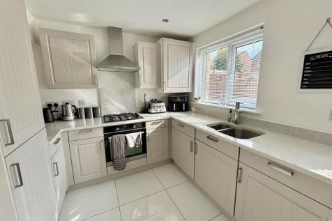 Kitchen/ dining room