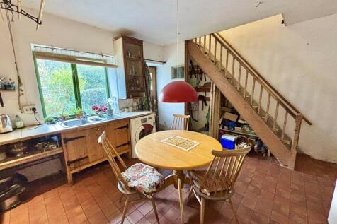 Kitchen/ dining room