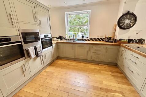 Kitchen/Open Plan Living Room