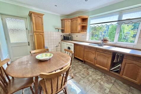 Kitchen / Breakfast Room