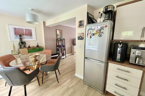 Kitchen / Family Room