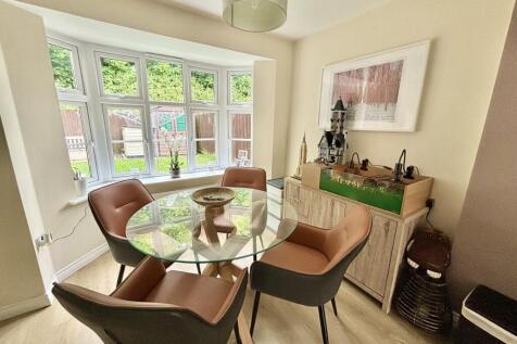 Kitchen / Family Room