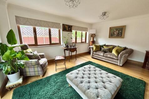 Rear Lounge.