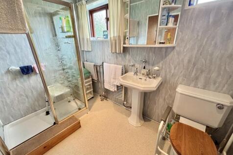 Shower Room 2.