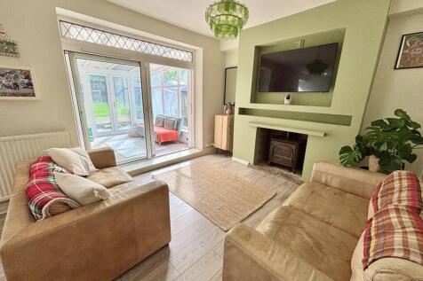 Kitchen / Dining / Living Room