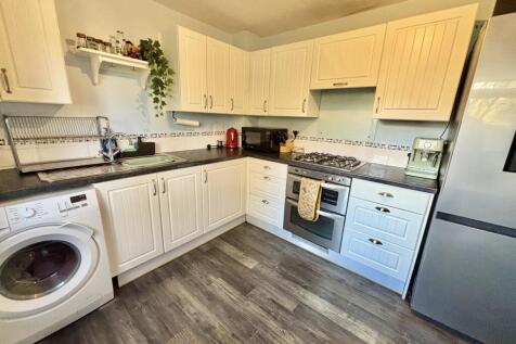 Kitchen / Breakfast Room
