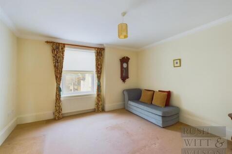 CAM03417G0-PR0534-STILL005.jpg