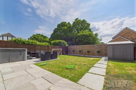 CAM03417G0-PR0692-STILL027.jpg