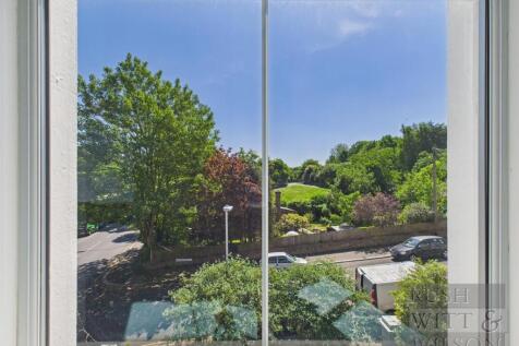 CAM03417G0-PR0680-STILL008.jpg