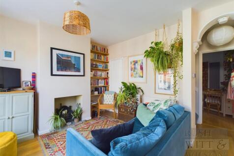 Property Image 4