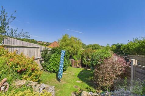 CAM03417G0-PR0795-STILL026.jpg