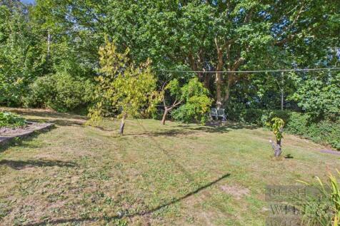 CAM03417G0-PR0814-STILL004.jpg