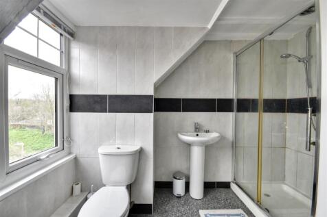 Upstairs Bathroom
