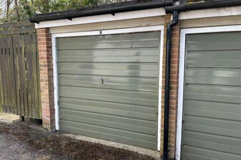 Garage.jpg