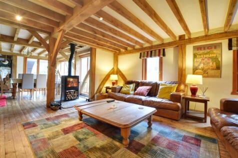 Main House - Sitting Room
