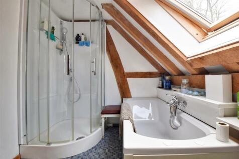 Main House - Family Bathroom