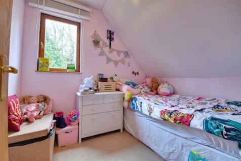 Annexe - Bedroom Three