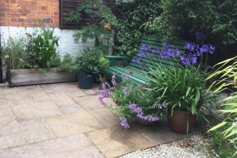 Court Yard photo 2.jpg