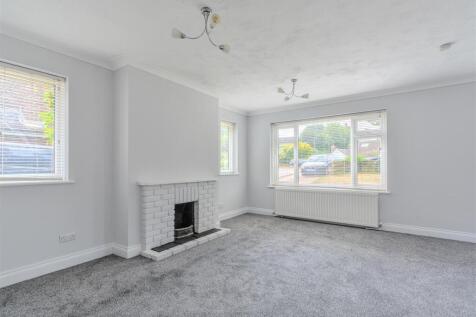 Sitting/Dining Room