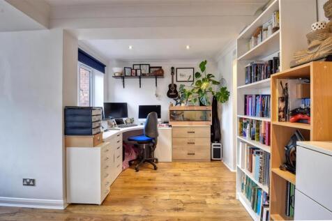Property Image 15