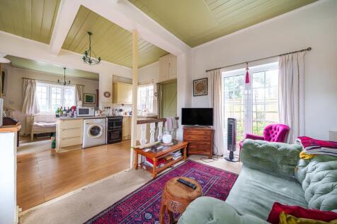 Reception/Kitchen