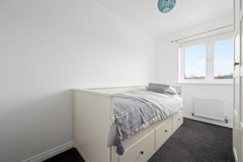 52 Middlebank Rise 016.JPG