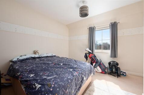 19 Craigflower Court 014.JPG