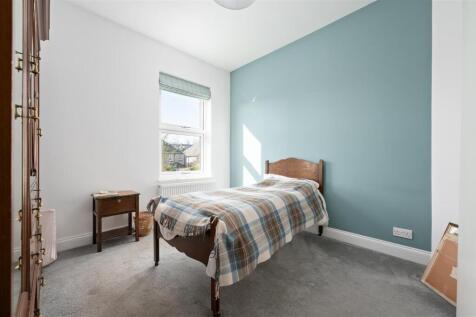 87 Arthur Street 005.JPG