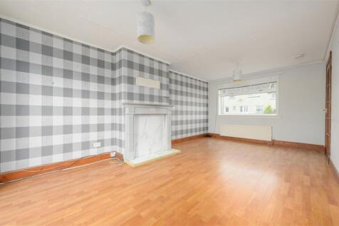 13 Forth Crescent 007.jpg