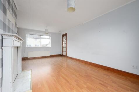 13 Forth Crescent 008.jpg