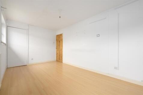 13 Forth Crescent 016.jpg