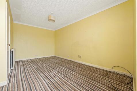 25 Springhill Brae 005.jpg