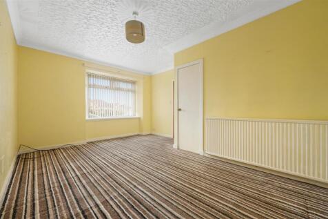 25 Springhill Brae 006.jpg