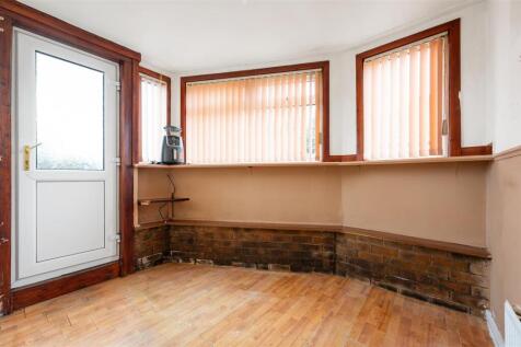 25 Springhill Brae 014.jpg