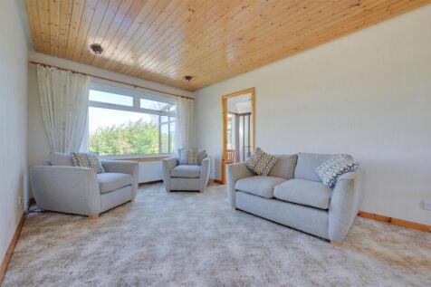 23 Glen Moriston Drive 015.jpg