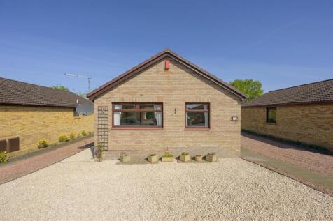 23 Glen Moriston Drive 003.jpg