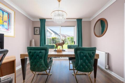 12 Tirran Drive 009.JPG