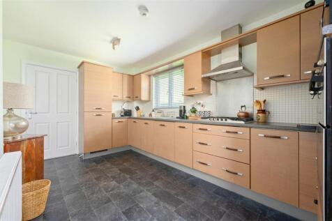 12 Tirran Drive 012.JPG