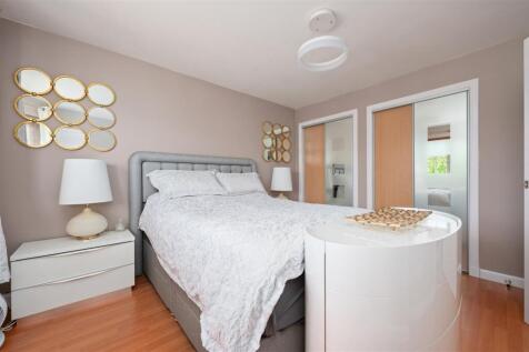 12 Tirran Drive 020.JPG