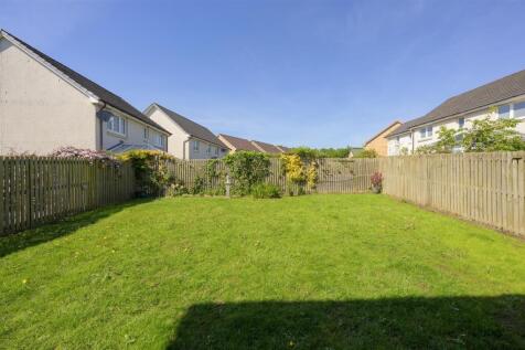12 Tirran Drive 023.jpg