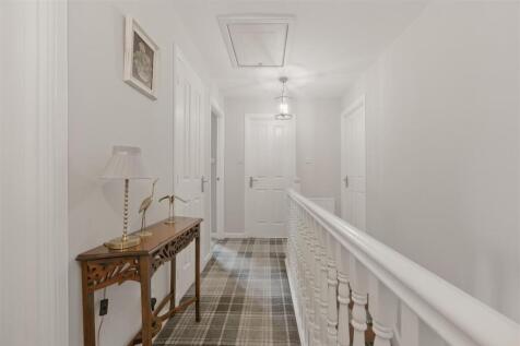 12 Trran Drive 030.jpg