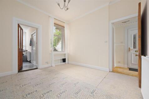 22a Brucefiled Avenue 015.JPG