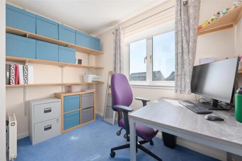 37 Dovecot Way 025.JPG