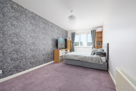 37 Dovecot Way 026.JPG