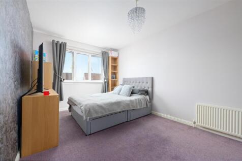 37 Dovecot Way 027.JPG