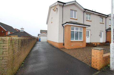 Large driveway leading to large garage.JPG