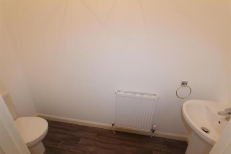 Downstairs Toilet.JPG