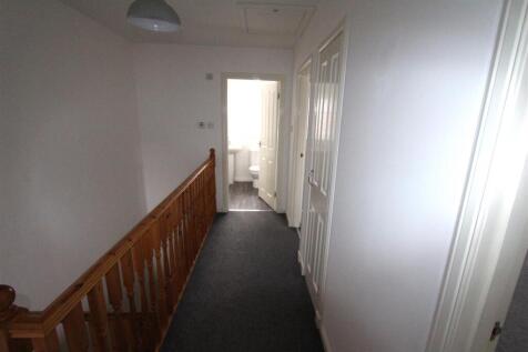 Upper Hallway.JPG