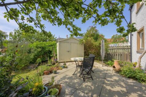 15CraigflowerGardens031.jpg
