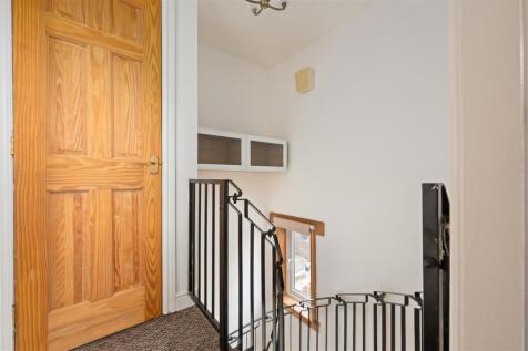 7MorlichCourt014.JPG